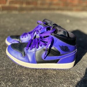 NIKE Purple/Black Size 7Y, 8-8.5W